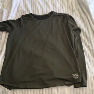 Long sleeve workout top